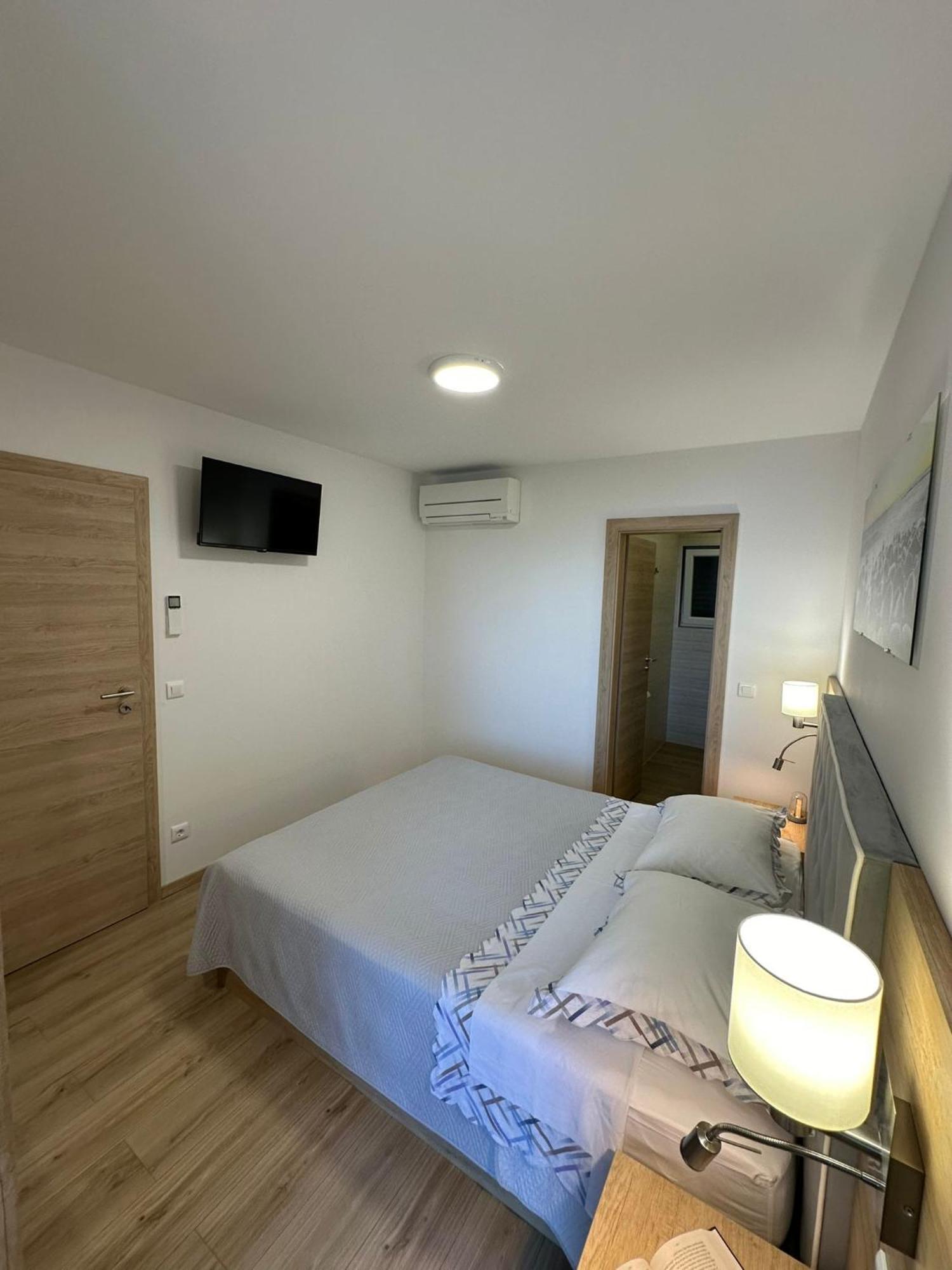 Apartment Ante Brela Exterior photo